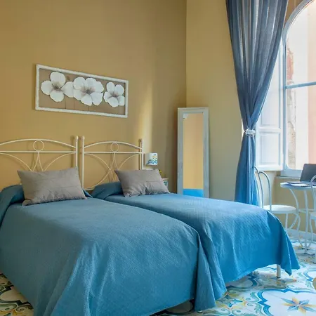 Regina Elena Bed & Breakfast Naples Exterior photo