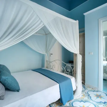Regina Elena Bed & Breakfast Naples Exterior photo