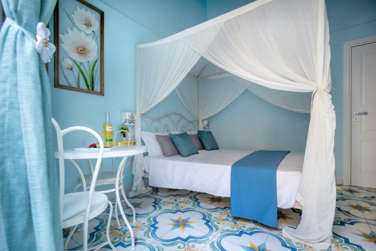 Bed & Breakfast Regina Elena Naples